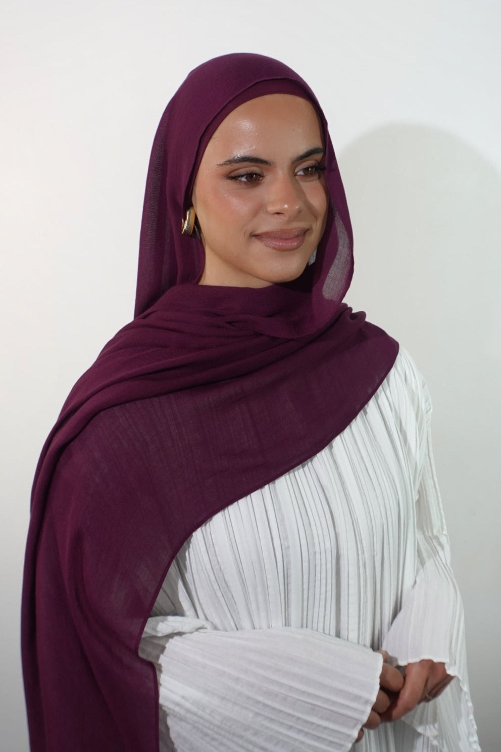 Hijab modal prune Cherry Hijab de qualité modal rayonne fibre naturelle doux et leger  modest hijabi